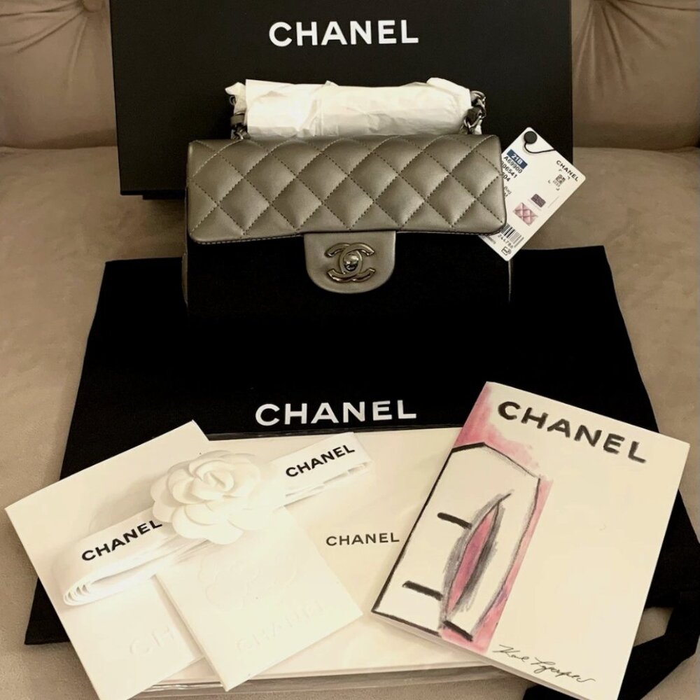 Chanel 21B CC Classic Mini Rectangular Lambskin Quilted Flap Bag - Ruthenium